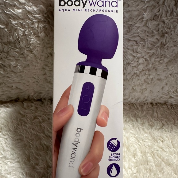 Aqua Mini Waterproof USB Rechargeable Purple BODY Wand massager